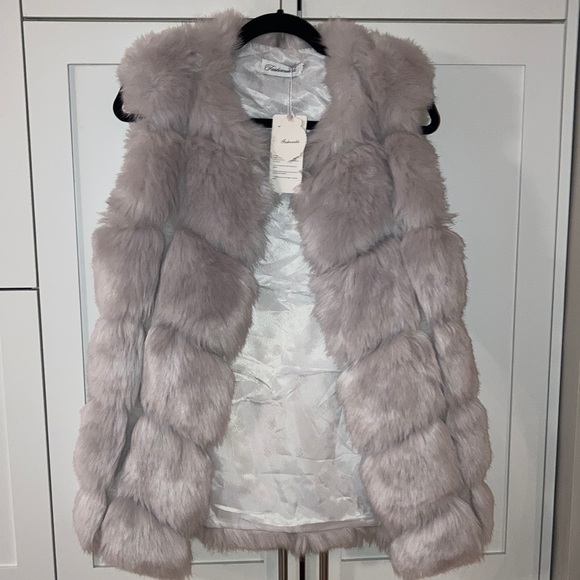 Fashionable Jackets & Blazers - Light Lavender Faux Fur Vest